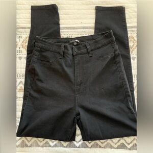 Fashion Nova Jeans - Size 7/28